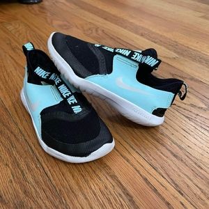 Nike Flex Runner atheletic shoes kids size 12.5C